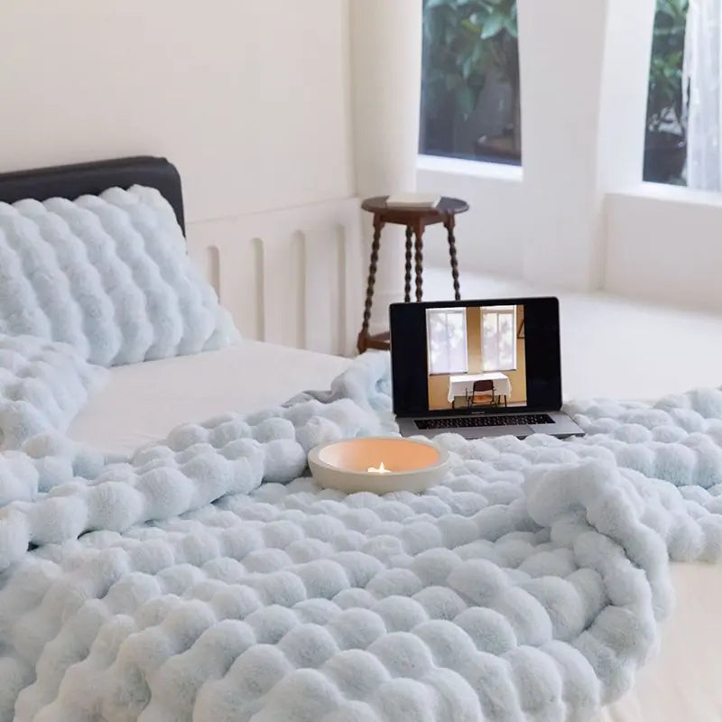 Cozy Blanket Plush Rabbit Blanket Super Soft Blanket Living Room Thickness 540 G/M² Flannel Blanket Sofa Blanket, Warm Blanket Sofa Blanket, Versatile Blanket Blanket For Bed Sofa Bedroom Office, 130 x 160cm Top Store